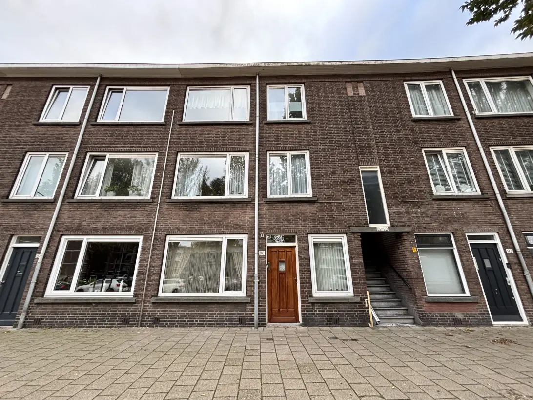 free-sector-houses for rent on Arnold Spoelplein 90