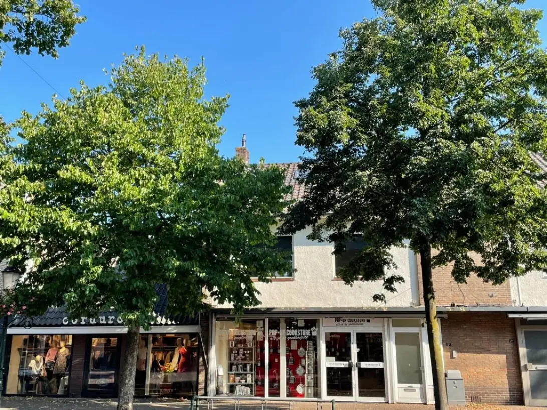 Appartement aan Kerkstraat 5A a, Huizen