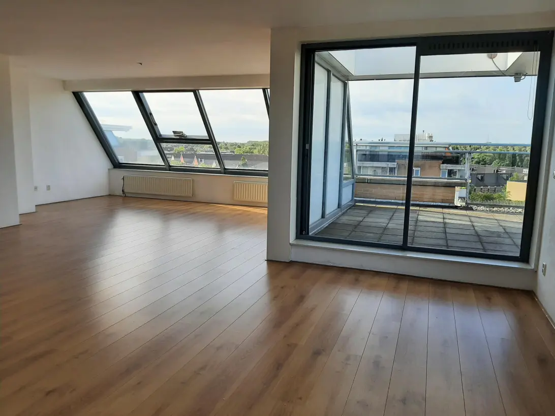 Portiekflat aan Tureluurweg 74, Diemen