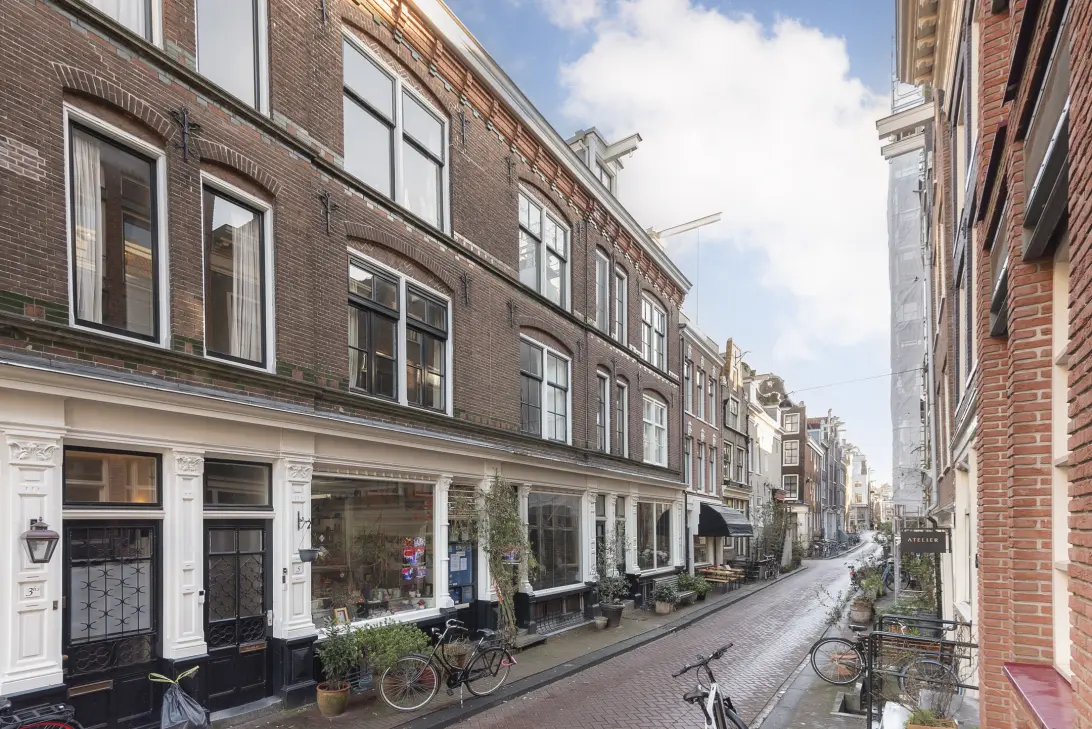 Woning aan Tweede Leliedwarsstraat 7 hs, Amsterdam