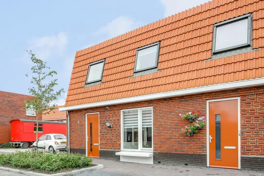 Hoekwoning in Zaandam (HUU-232290)