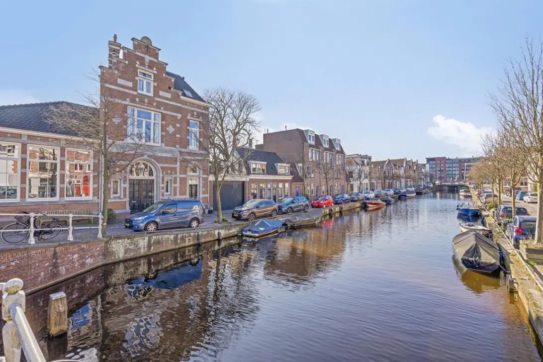 Burgwal 69, Haarlem
