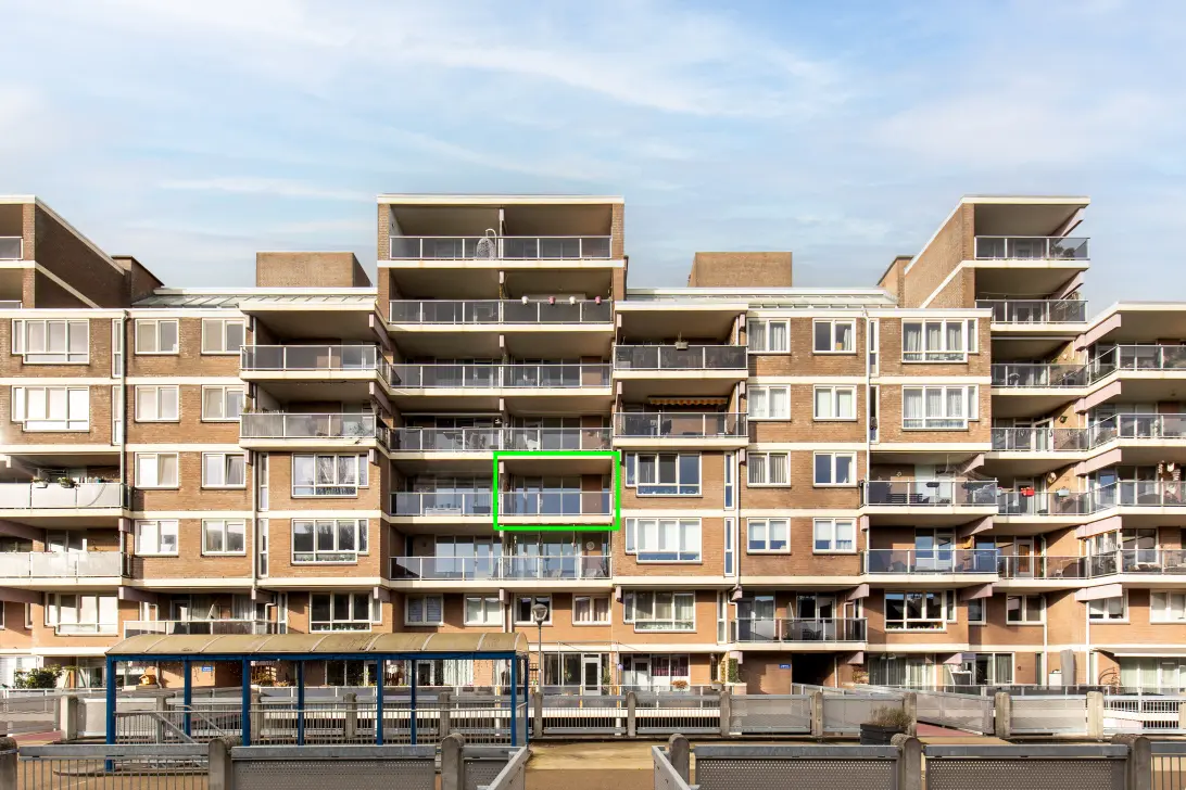 private-rentals for rent on Prattenburg 135