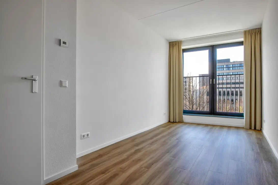 private-rentals for rent on Jan van Galenstraat 556