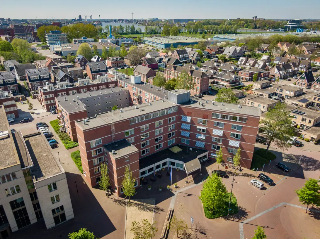 Schooldwarsstraat 15, Papendrecht
