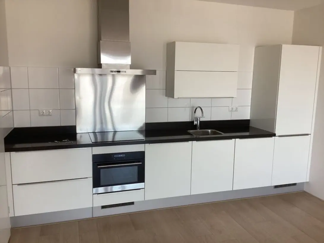 Appartement te huur: Waldorpstraat 215D, 'S-Gravenhage